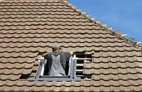 Pose de velux - Neuville-Saint-Amand